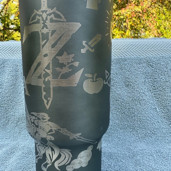 40oz Custom Engraved Manna XL Ranger Tumbler: Legend of Zelda - Picture 3 of 5